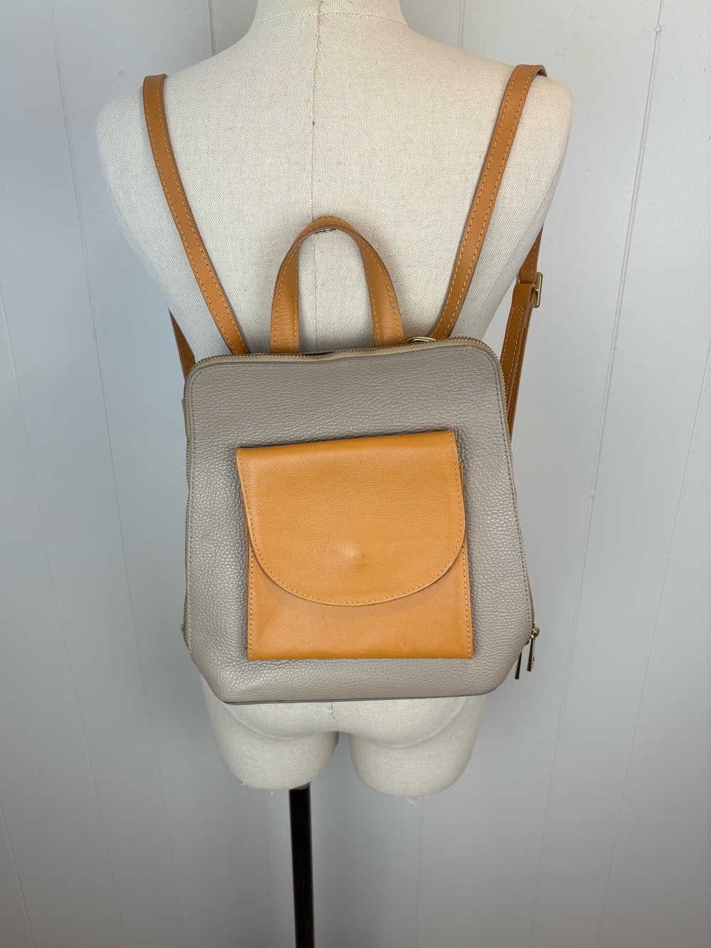 Divina Firenze Italian Leather Pebbled Backpack